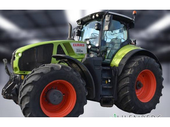 Tractor agricol CLAAS Axion 960
