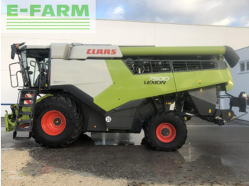 Tractor agricol CLAAS Lexion 750