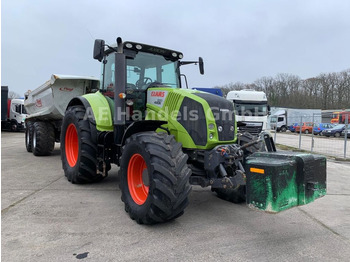 Tractor agricol CLAAS Axion 820