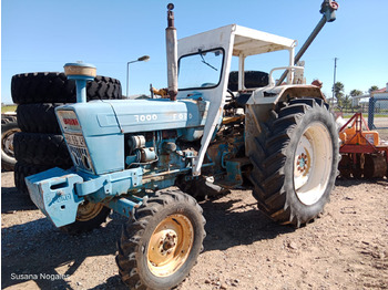 Tractor agricol FORD