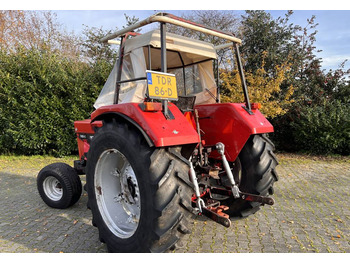 Tractor agricol INTERNATIONAL