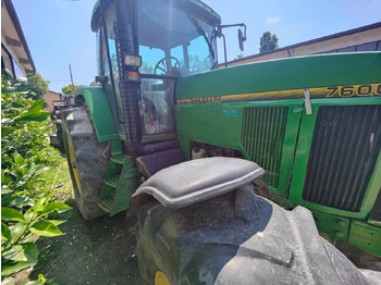 Tractor agricol JOHN DEERE 7600