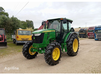 Tractor agricol JOHN DEERE 6015 Series