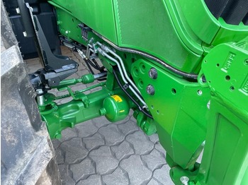 Tractor agricol JOHN DEERE 6130R