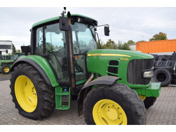 Tractor agricol JOHN DEERE 6330