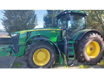 Tractor agricol JOHN DEERE 8320R