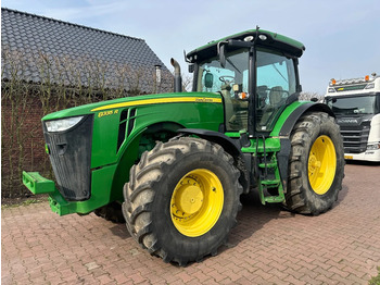 Tractor agricol JOHN DEERE 8335R