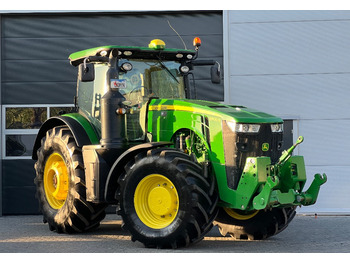 Tractor agricol JOHN DEERE 8400
