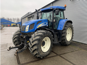 Tractor agricol NEW HOLLAND T7000