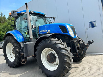 Tractor agricol NEW HOLLAND T7.235