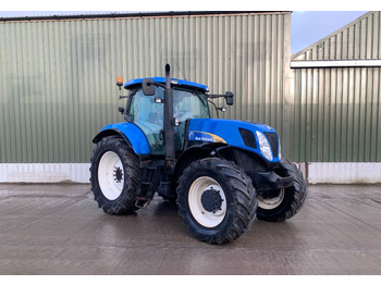 Tractor agricol NEW HOLLAND T7000