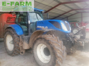 Tractor agricol NEW HOLLAND T7000