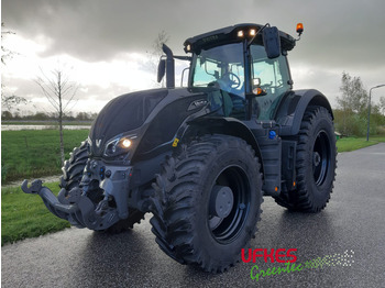 Tractor agricol VALTRA S324