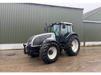 Tractor agricol VALTRA T171