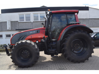 Tractor agricol VALTRA T202