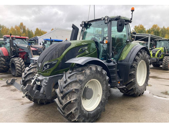 Tractor agricol VALTRA T234