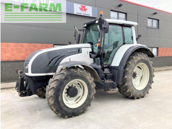 Tractor agricol VALTRA T162