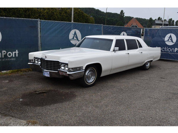 Cadillac Fleetwood 75 Brougham Limousine - Automobil