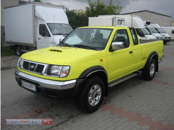 Nissan NAVARA - Automobil