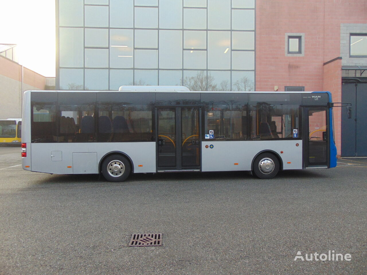 Autobuz urban MAN A66: Foto 8