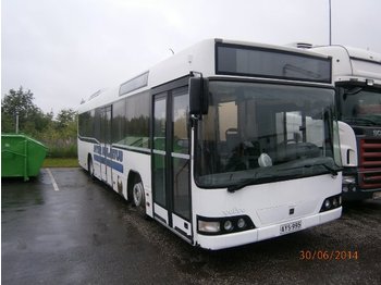 Autocar Volvo Carrus 30 istuvaa (turvavyöt on) ja 30 seisovaa pa: Foto 1