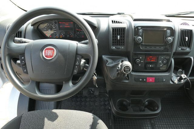 Autoutilitară cu prelată Fiat Ducato 4x2, LBW, 3. Sitz, 4.230mm lang, 150PS: Foto 13