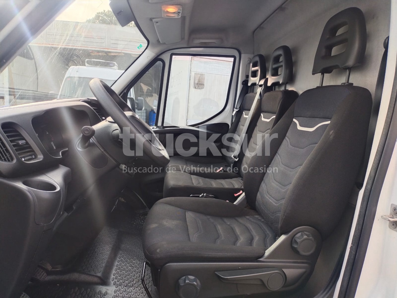 Leasing de IVECO DAILY 35S16 IVECO DAILY 35S16: Foto 8