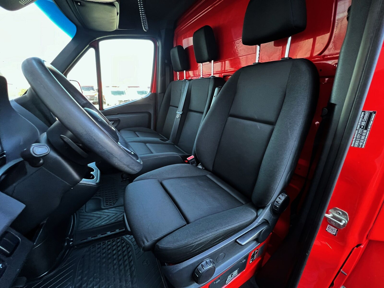 Autoutilitară frigorifica Mercedes-Benz Sprinter 519 CDI Kontener 4,56 m + Drzwi Bliźniaki Automat Salon: Foto 12