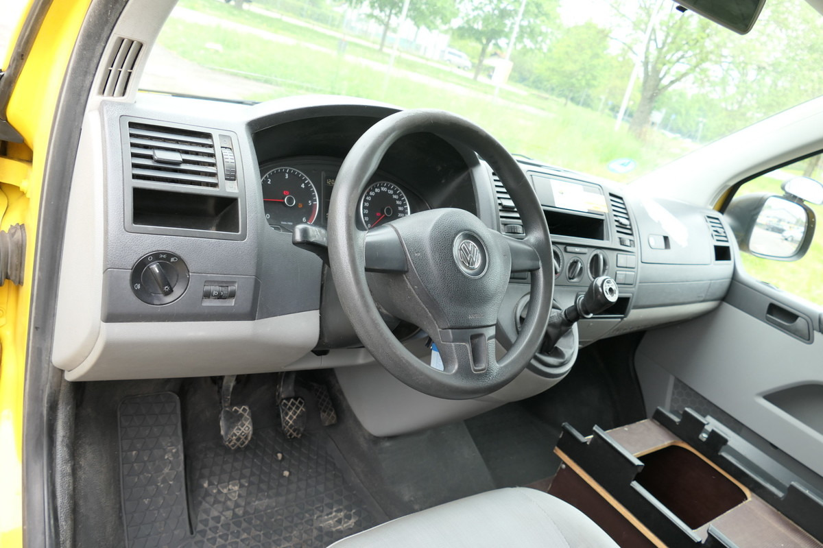 Autoutilitară compactă VW T5 Transporter 2.0 TDI PARKTRONIK EURO-5 2xSCHIE: Foto 12