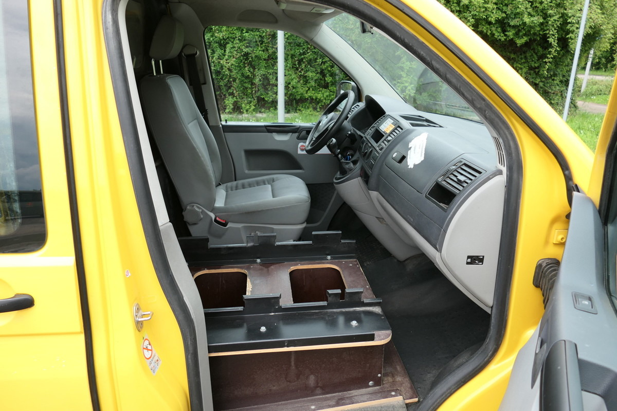 Autoutilitară compactă VW T5 Transporter 2.0 TDI PARKTRONIK EURO-5 2xSCHIE: Foto 6