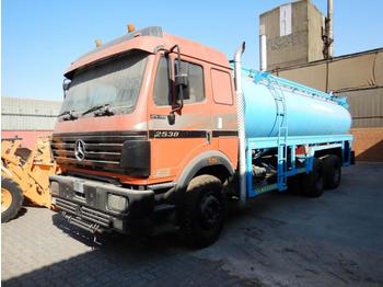 Camion cisternă 1994 Mercedes Benz 2538: Foto 1