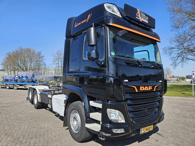 Camion cu cârlig DAF CF 460 6X2 | 10 tyres | Hyva 22.57.S | Euro 6 | Retarder