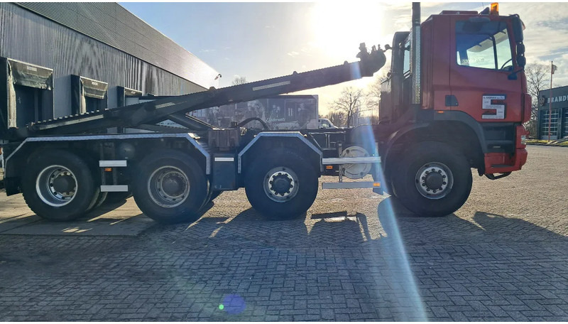 Camion cu sistem de cablu Ginaf X 4345 TSV 8X6