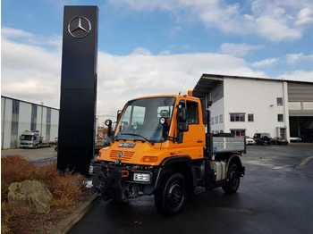 Mercedes-Benz UNIMOG U300 4x4 Hydraulik Standheizung Klima  - Camion platformă