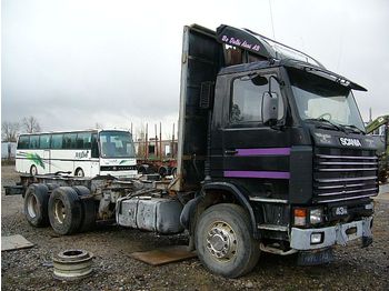 Scania 143 H, 6x4 - Camion şasiu