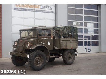 Chevrolet C 15441-M Canadian Army truck Year 1943 - Camion