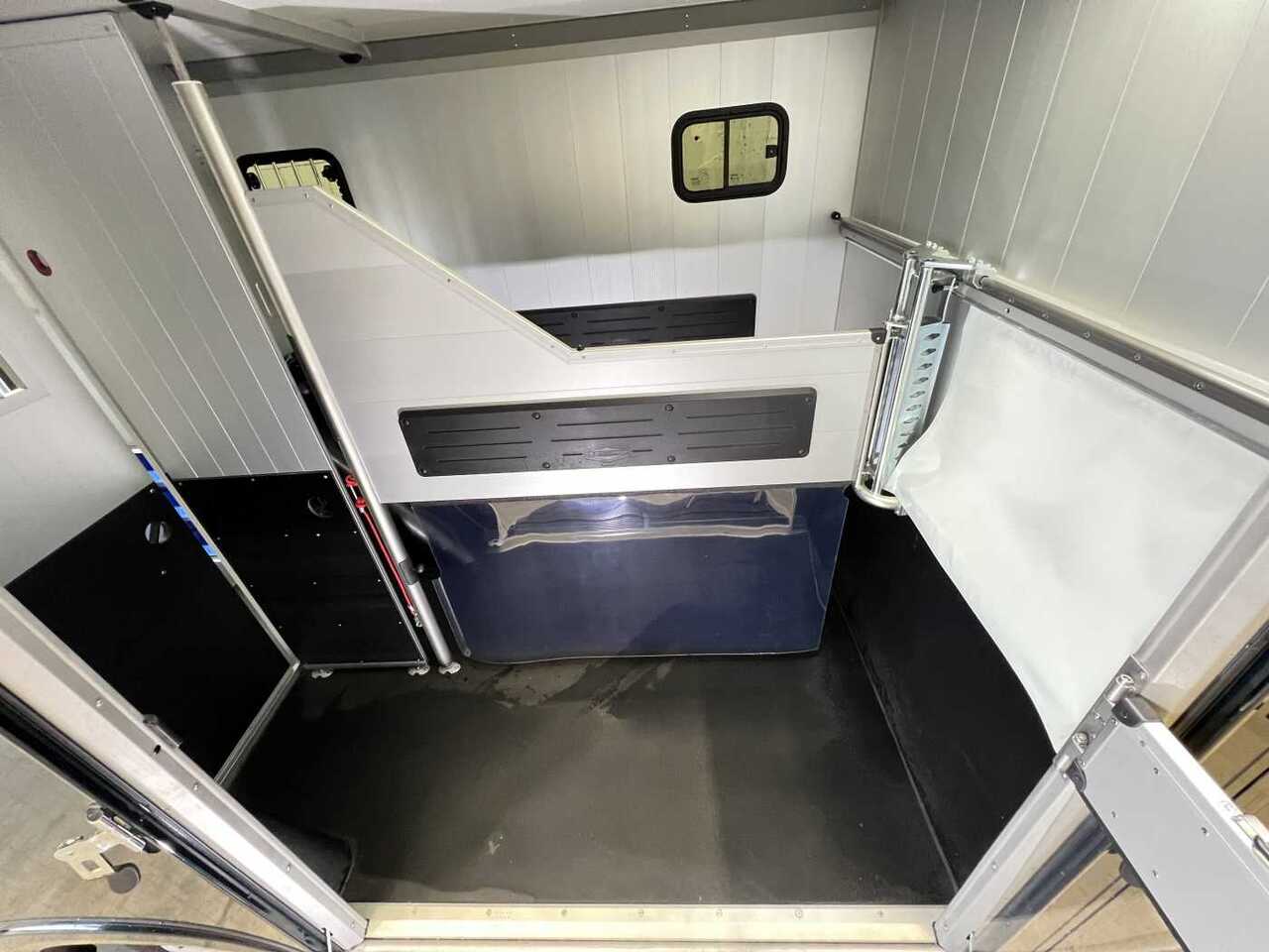 Camion transport cai nou Fiat Böckmann Compact L+ Stall Tour LKW: Foto 16