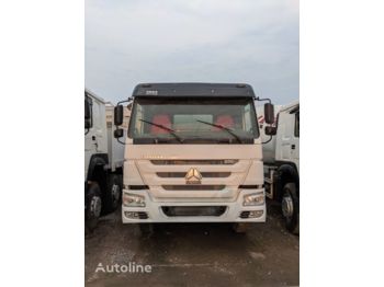 Camion platformă HOWO 375 HP 8x4 Drive Flatbed Cargo Truck With Fence: Foto 1