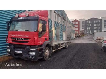 Camion transport auto IVECO: Foto 1