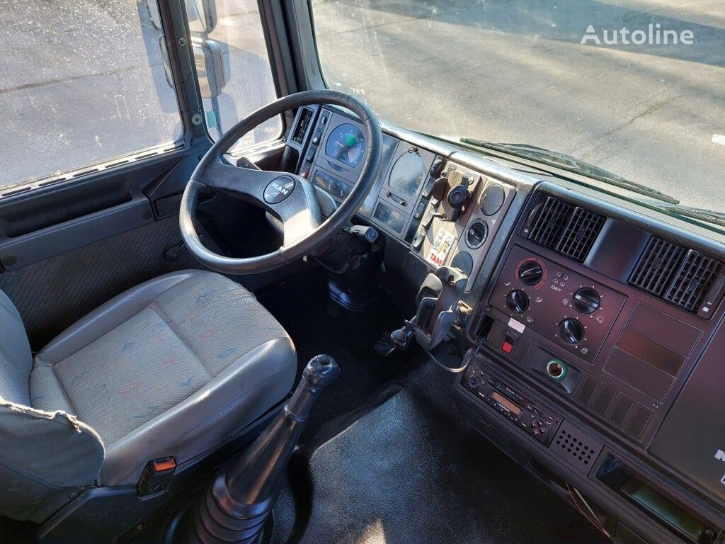 Camion platformă, Camion cu macara MAN 18.285 MLLC 4x2: Foto 40