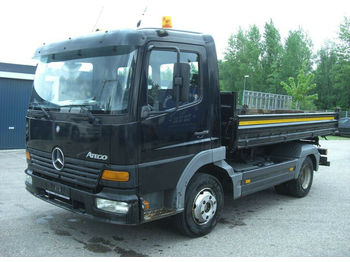 Camion basculantă Mercedes-Benz 815K: Foto 1