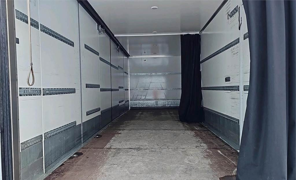 Camion furgon Mercedes-Benz ACTROS 1827 LNR 4x2 Fokor 8,7m Ksa umpikori: Foto 11