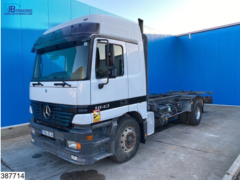 Camion transport containere/ Swap body Mercedes-Benz Actros 1843 EURO 2, 3 pedals, ADR: Foto 1