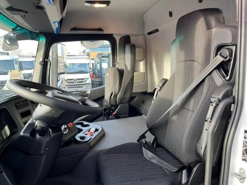 Camion şasiu nou Mercedes-Benz Arocs 4040 A 6x6 Chassis Cabin (5 units): Foto 14