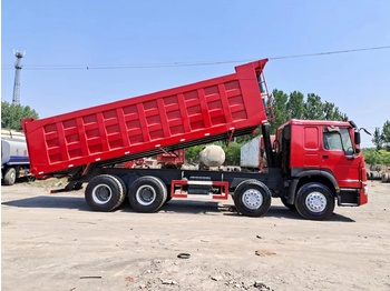 Camion basculantă pentru transport de furaje SINOTRUK HOWO 420 Dump Truck: Foto 3