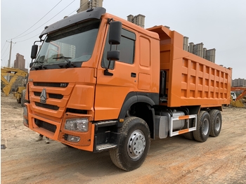 Camion basculantă pentru transport de furaje SINOTRUK Howo 371 Dump truck: Foto 1