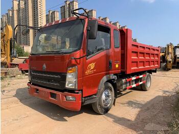 Camion basculantă pentru transport de furaje SINOTRUK Howo Dump truck 4x2: Foto 1