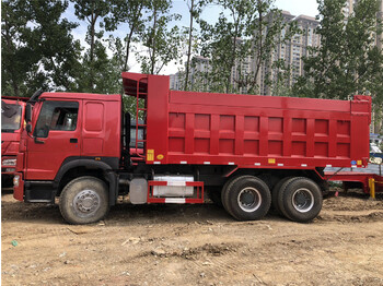 Camion basculantă Sinotruk HOWO 371 Dump truck: Foto 1
