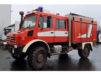 Camion cisternă Unimog Unimog U4000 Löschfahrzeug 4x4 Feuerwehr: Foto 1