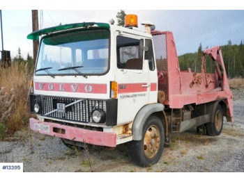 Camion container de gunoi Volvo F611: Foto 1